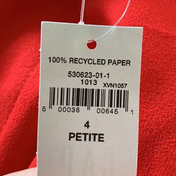 NWT GAP red dress, size 4 petite - Picture 5 of 5